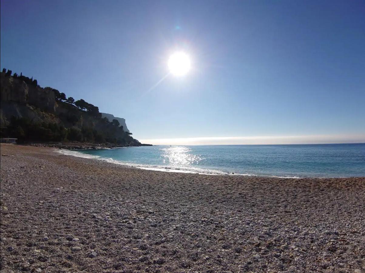 Studio Petite Canaille Cassis Luaran gambar