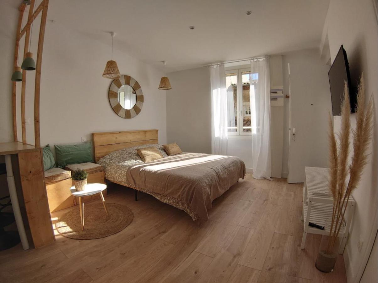 Studio Petite Canaille Cassis Luaran gambar